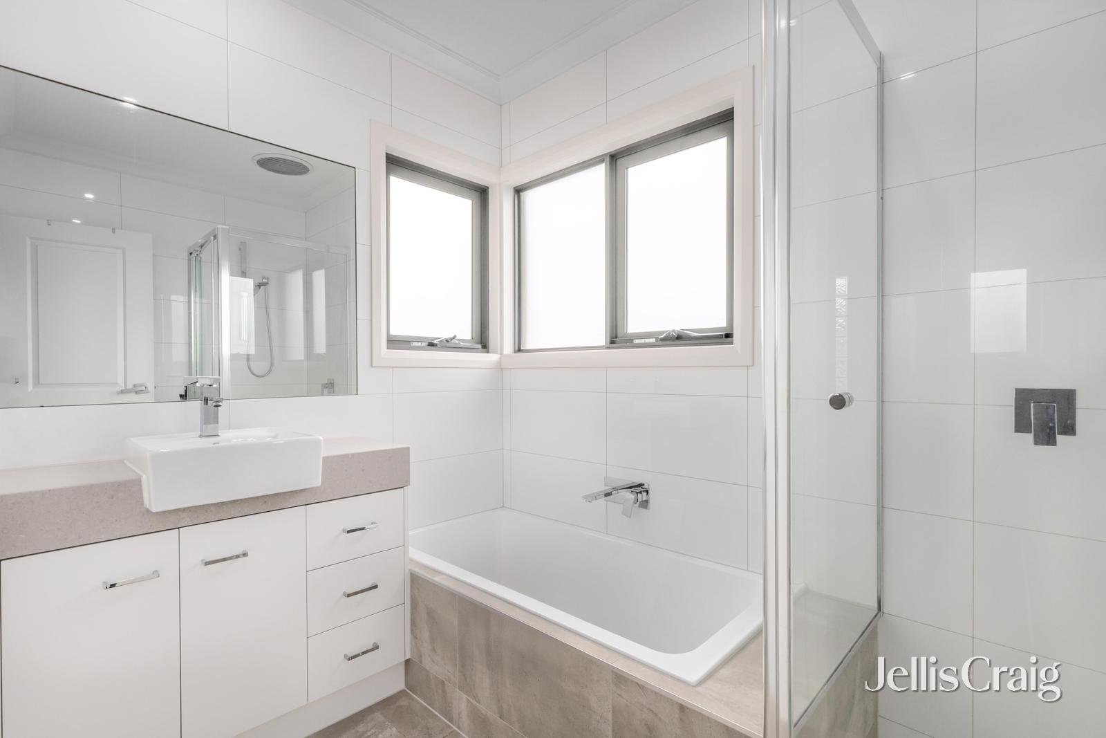 2/45 Cypress Avenue, Glen Waverley image 5