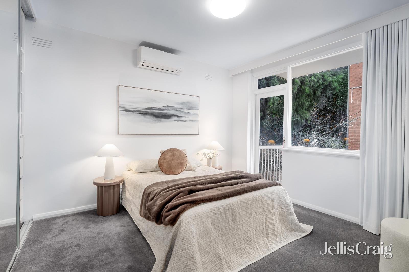 2/45 Evansdale Road, Hawthorn image 3