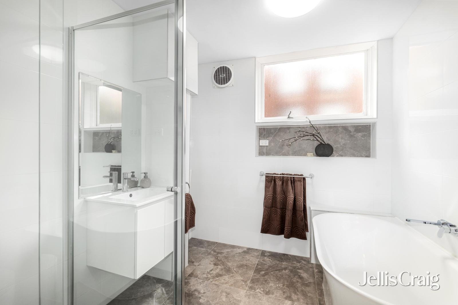 2/45 Evansdale Road, Hawthorn image 4