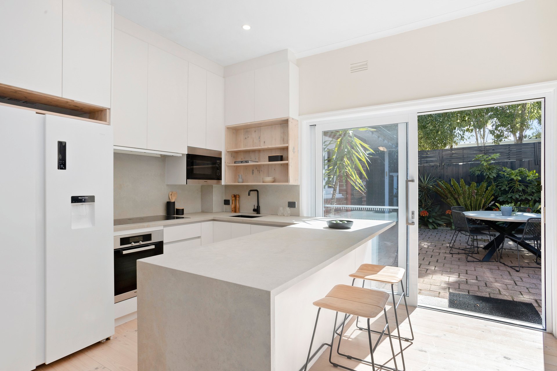 Property Gallery Thumbnail 6