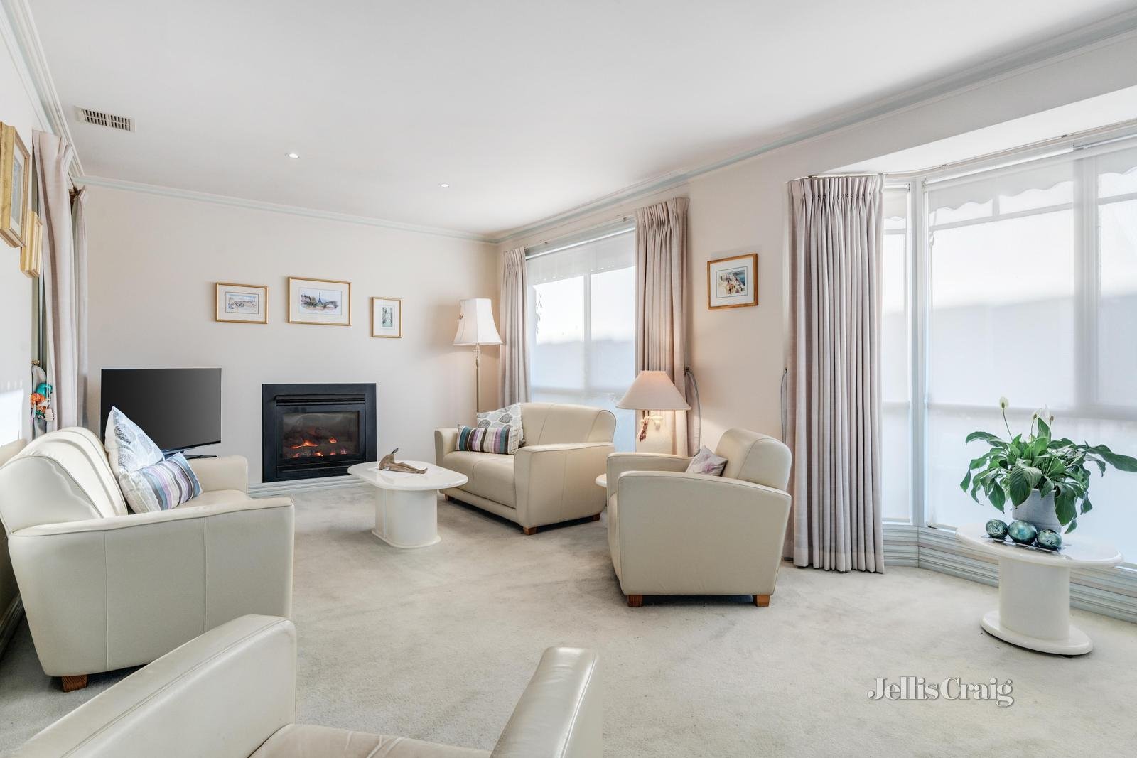 2/45 King Street, Templestowe image 2