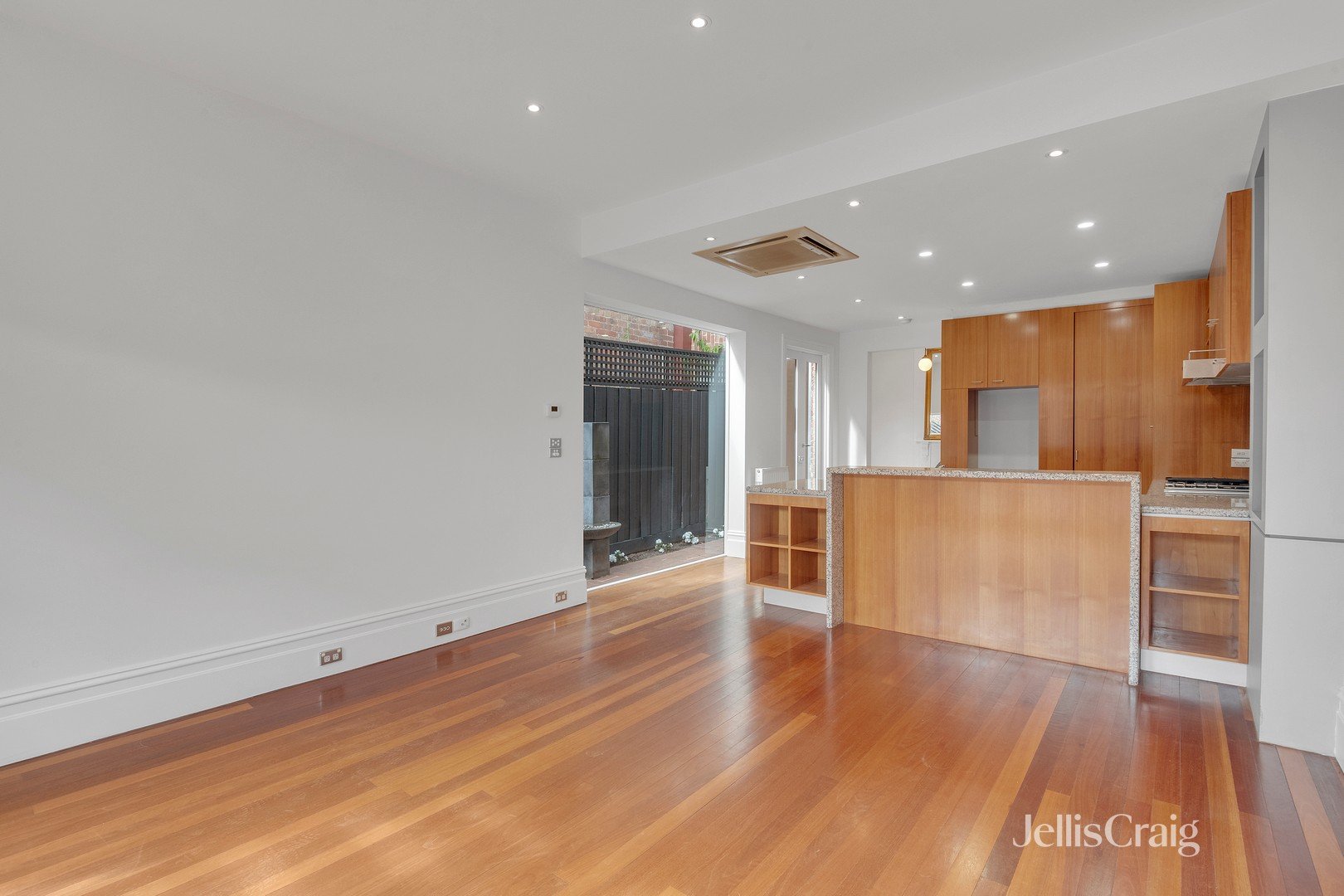 245 Moreland Road, Coburg image 4