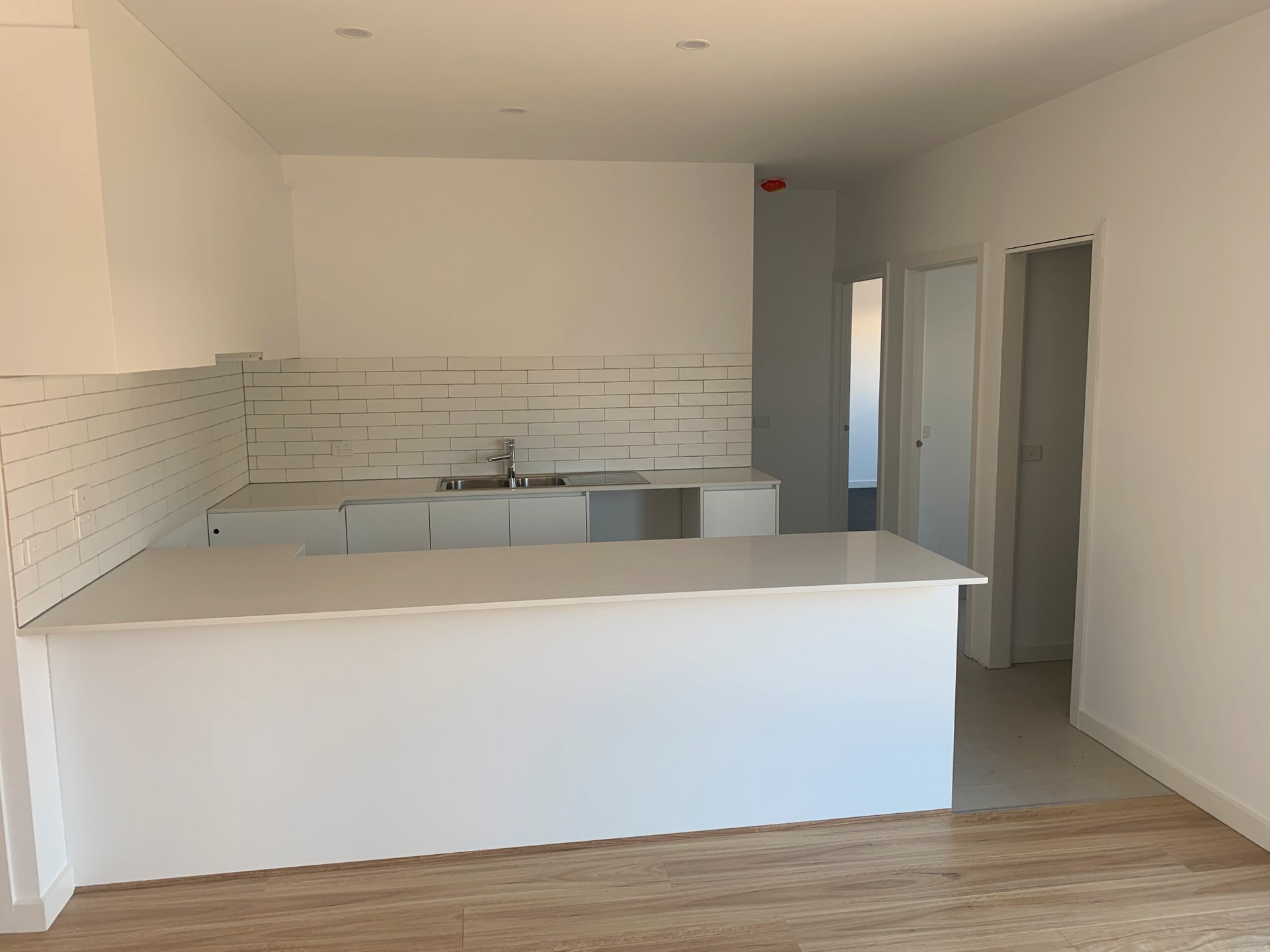 Property Gallery Thumbnail 3