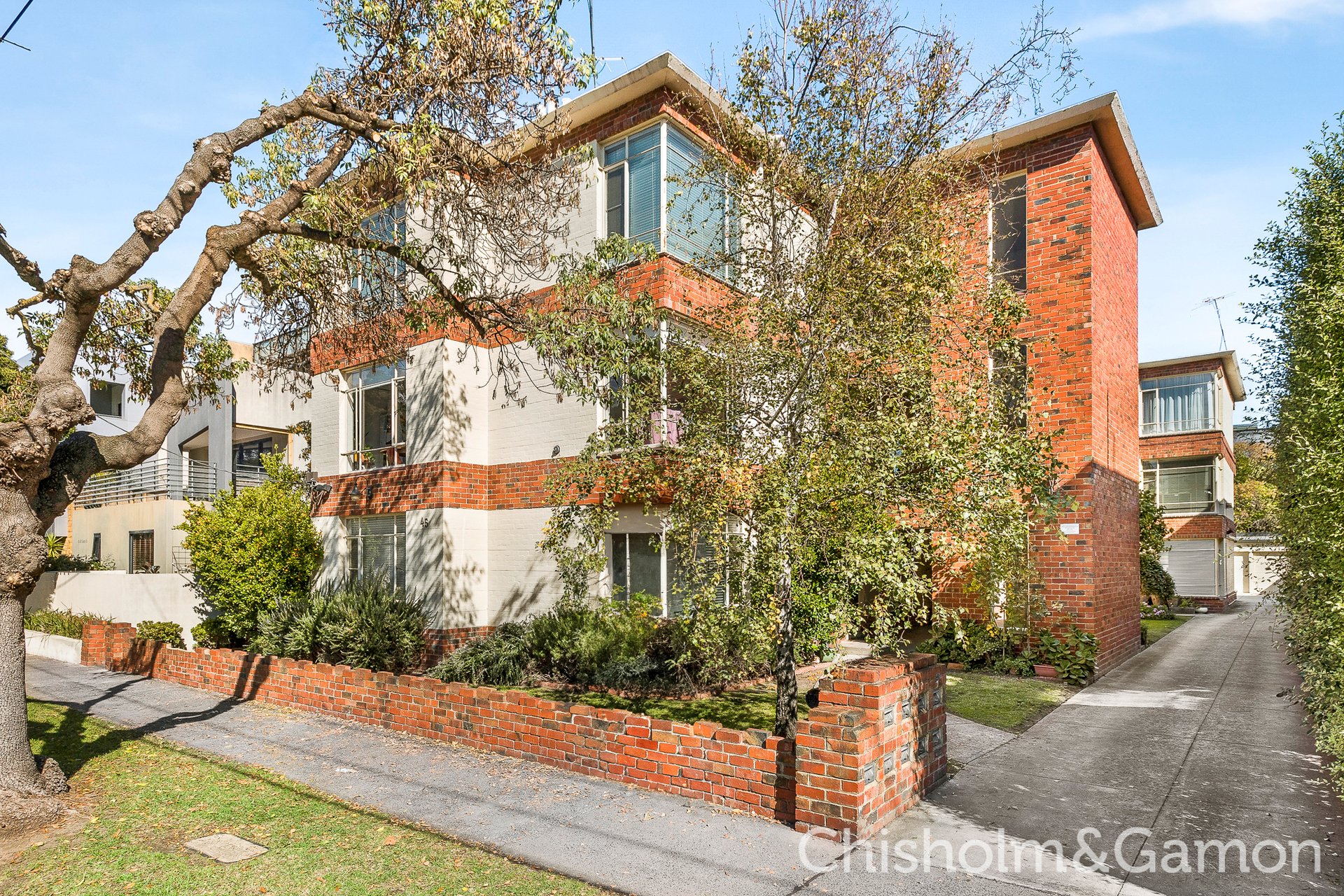 2/45 Spray Street, Elwood image 2