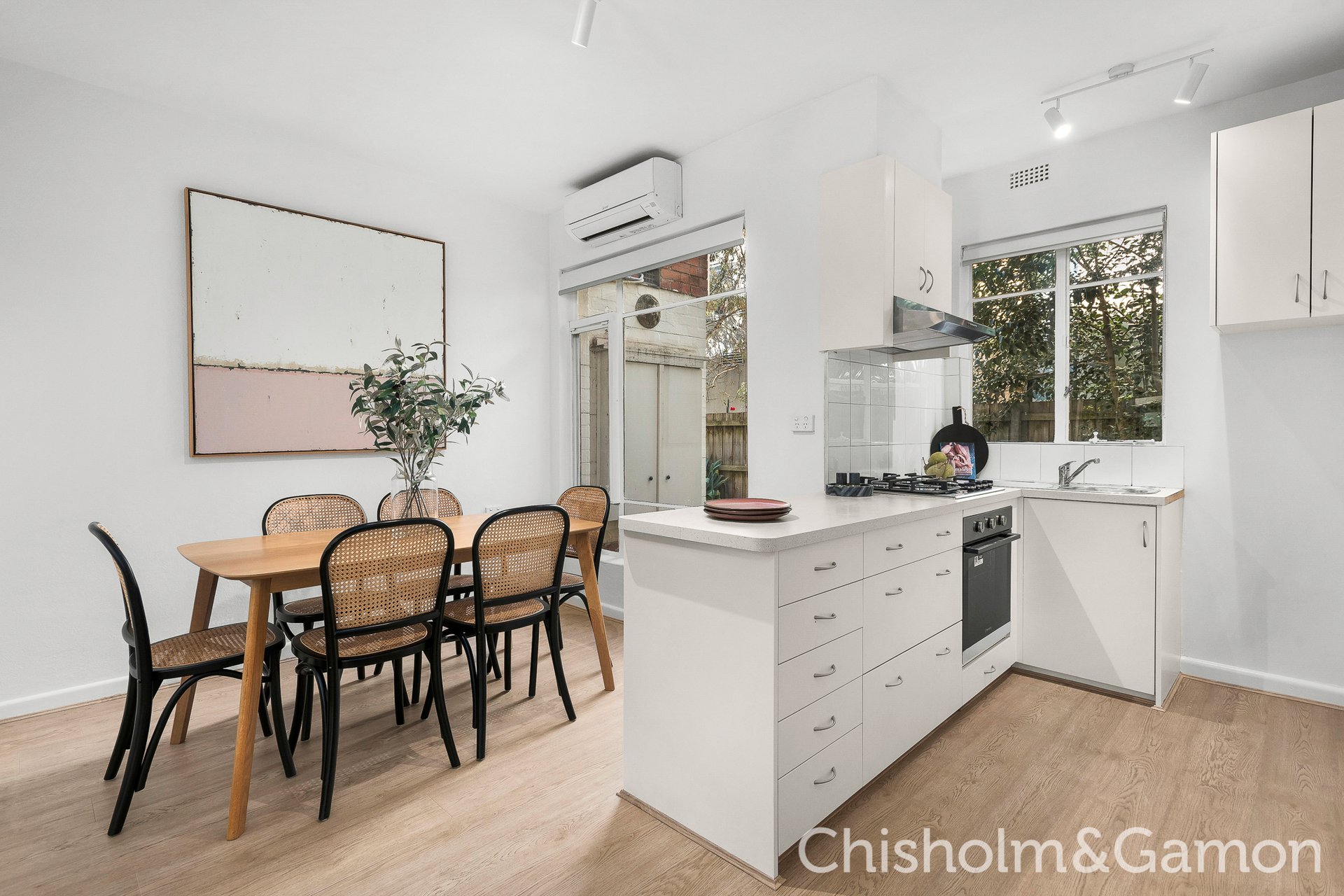 2/45 Spray Street, Elwood image 6