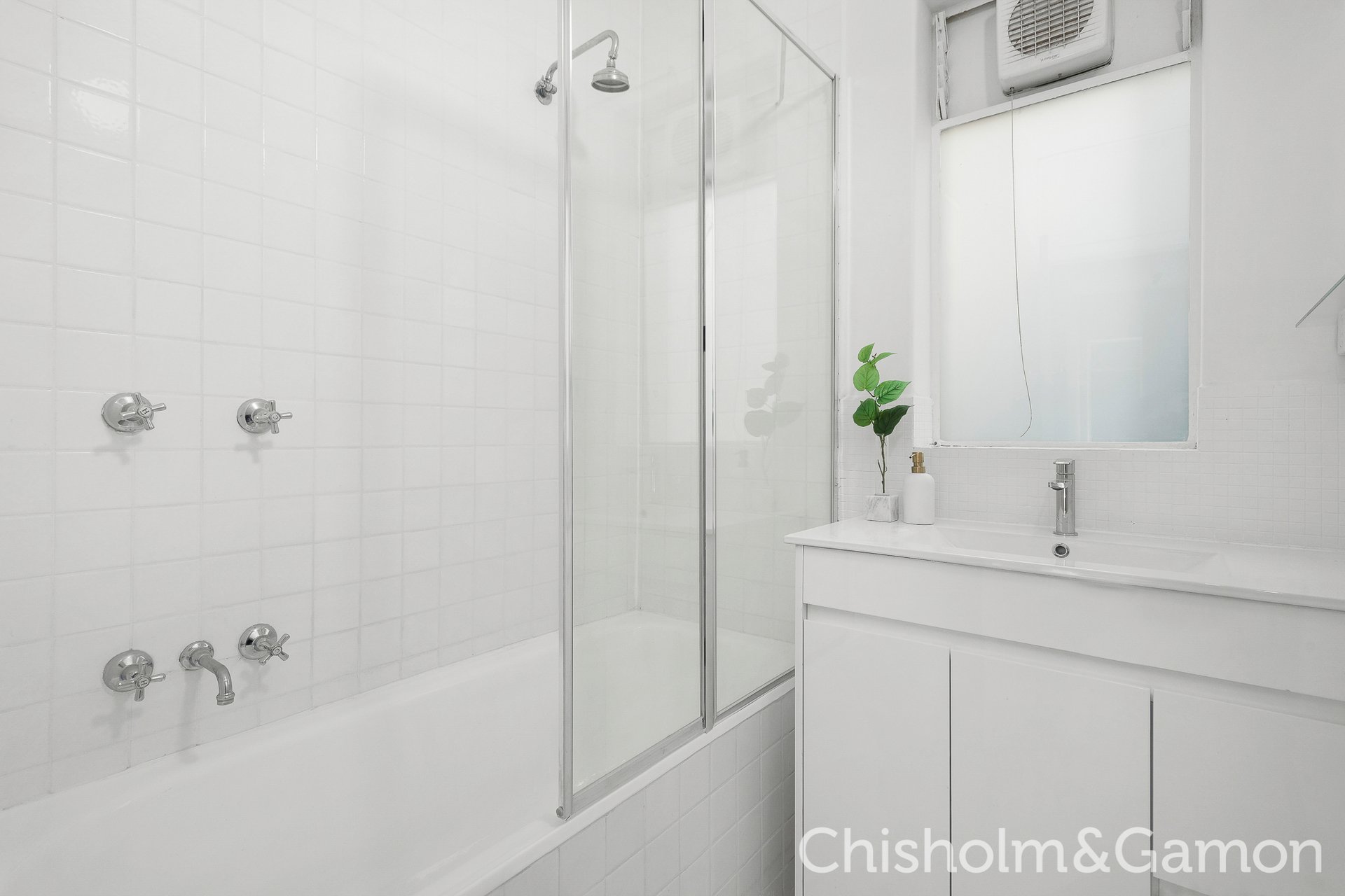 2/45 Spray Street, Elwood image 7