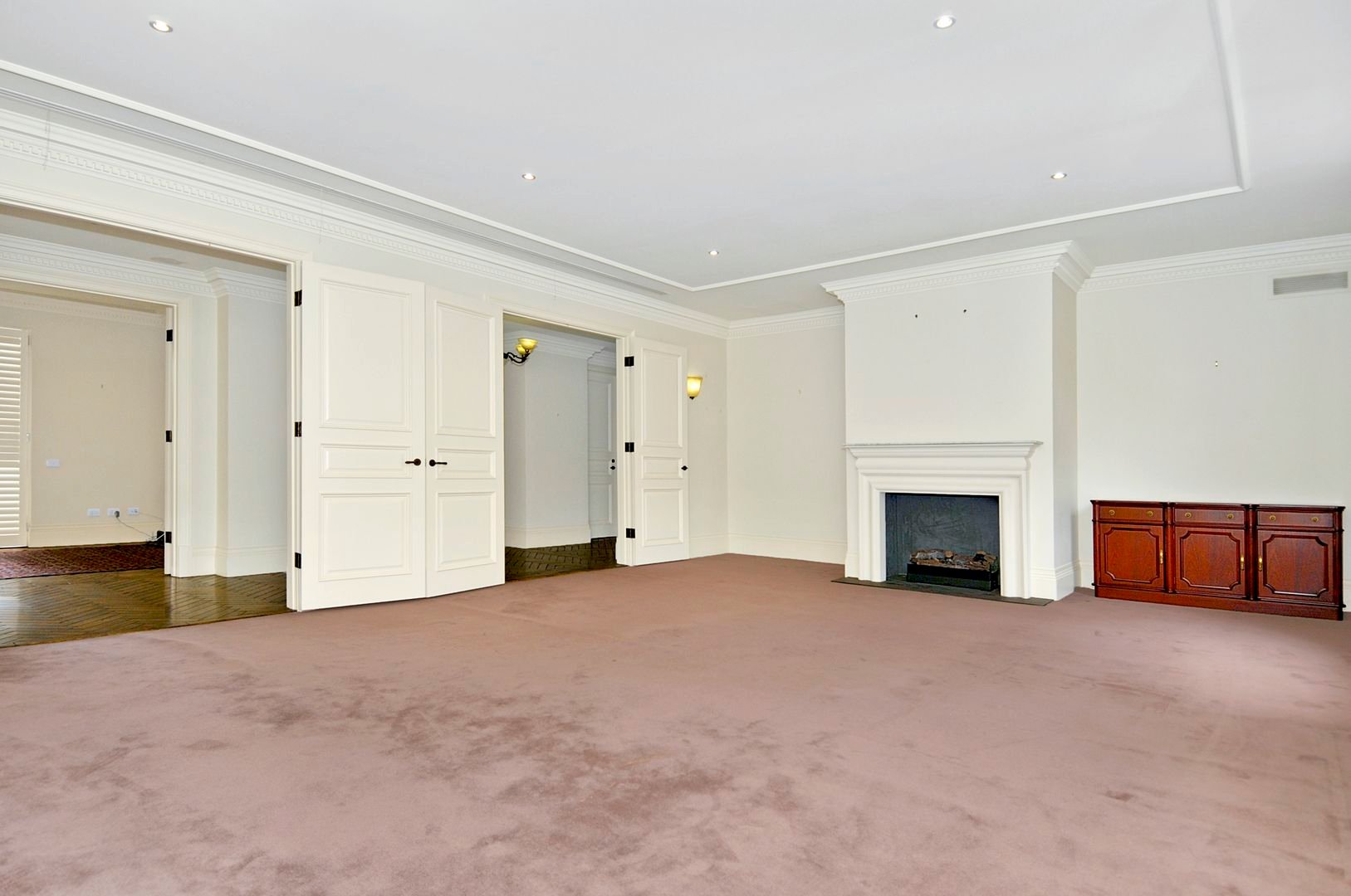 2/45 St Georges Road, Toorak image 16