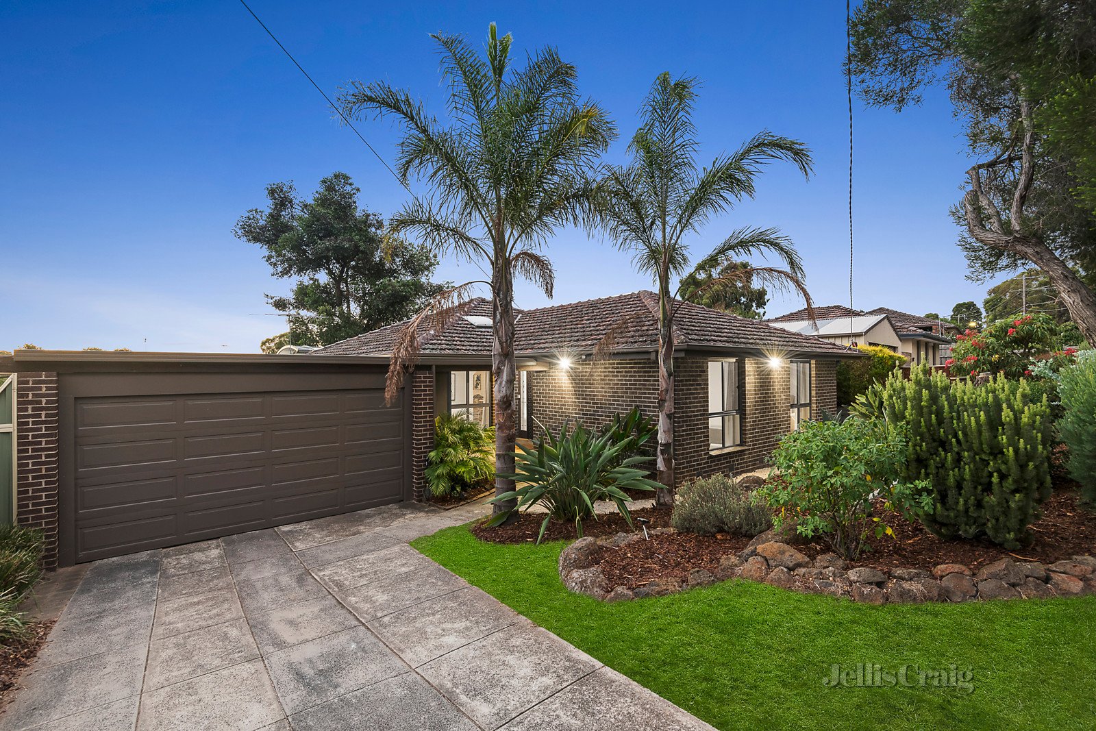 245 St Helena Road, Greensborough image 1