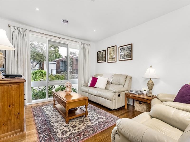 2/45 Wattle Valley Road, Canterbury image 2