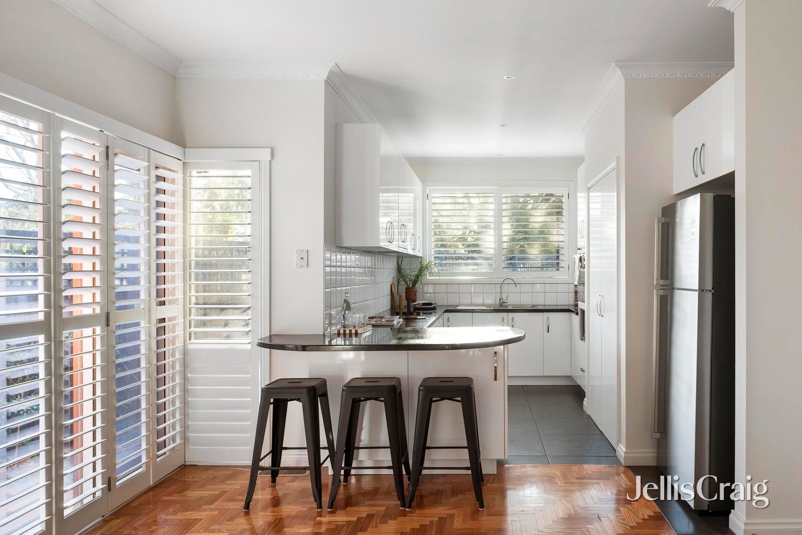 2/45 Wright Street, Mckinnon image 2