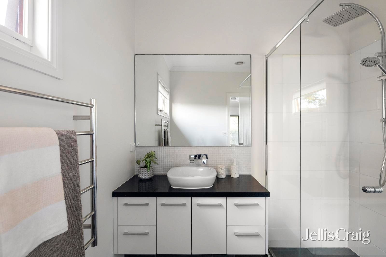 2/45 Wright Street, Mckinnon image 10