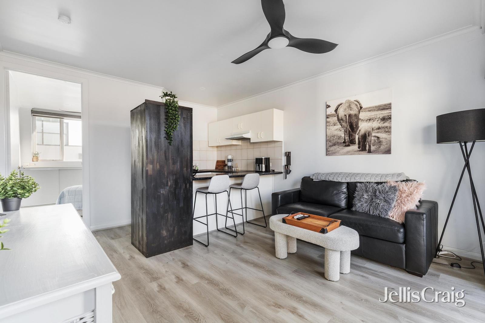 24/506 Glenferrie Road, Hawthorn image 1