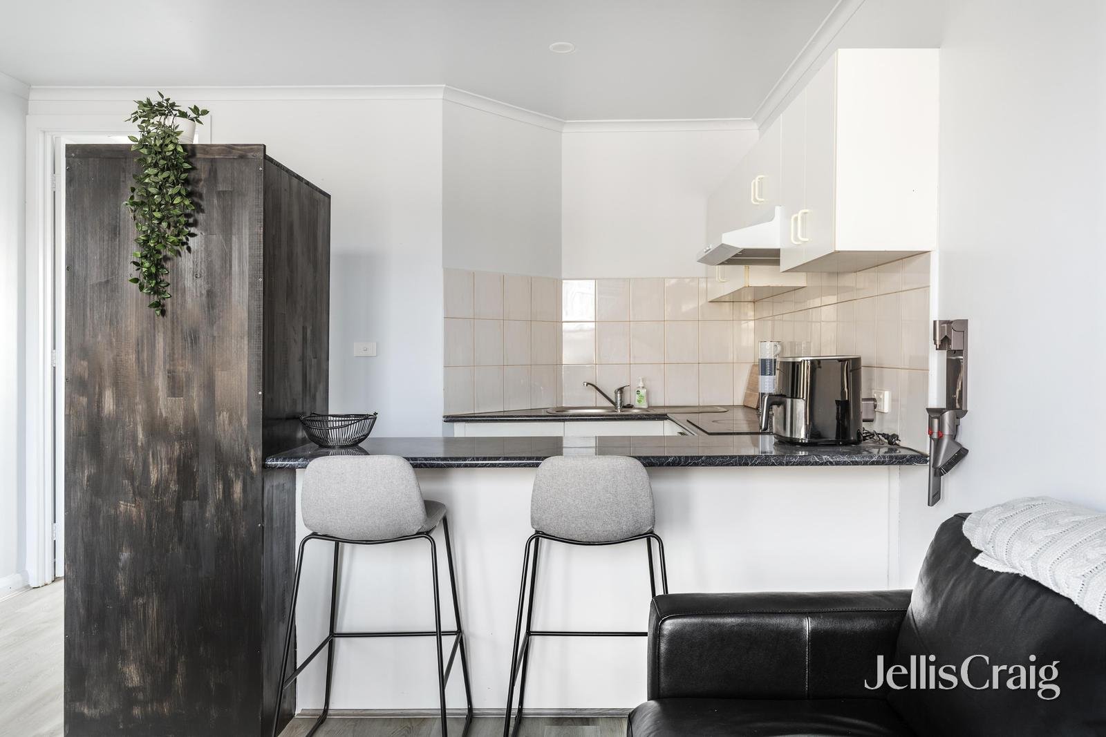 24/506 Glenferrie Road, Hawthorn image 4