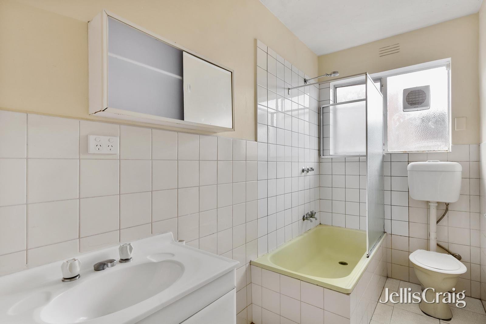 2/46-48 Elphin Grove, Hawthorn image 3