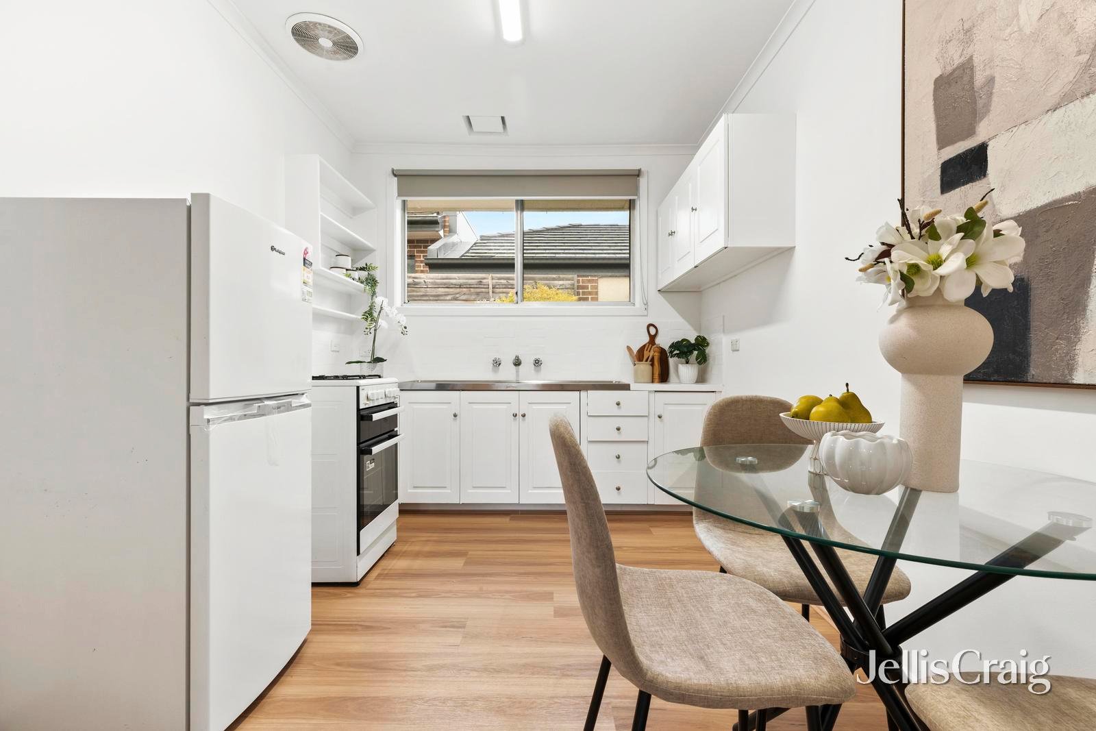 2/46-48 Myrtle Street, Glen&nbsp;Waverley image 5