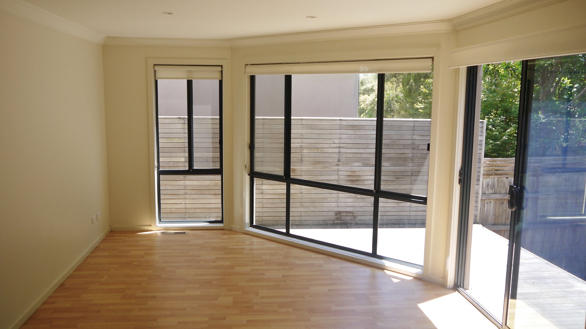 Property Gallery Thumbnail 2