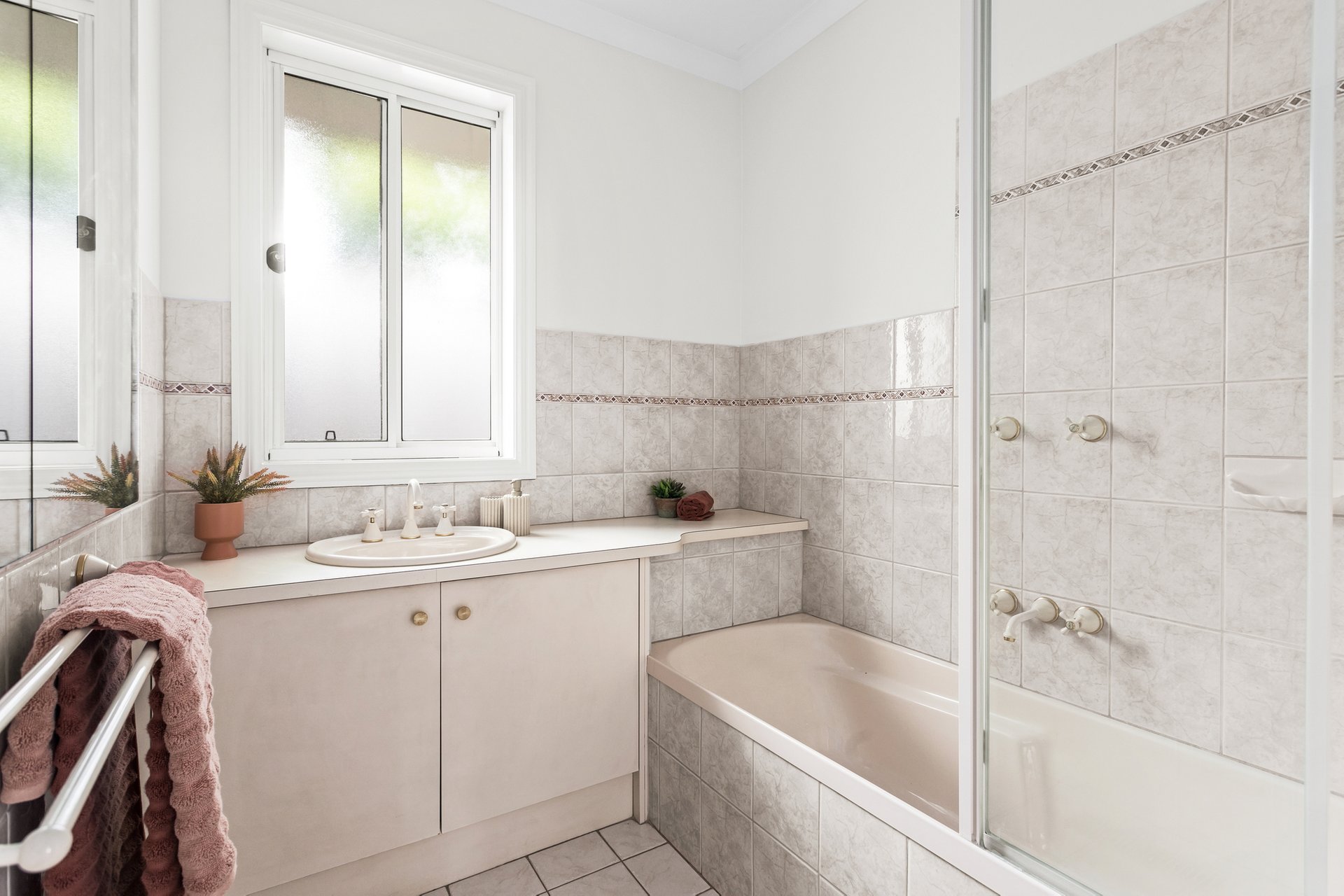 Property Gallery Thumbnail 10