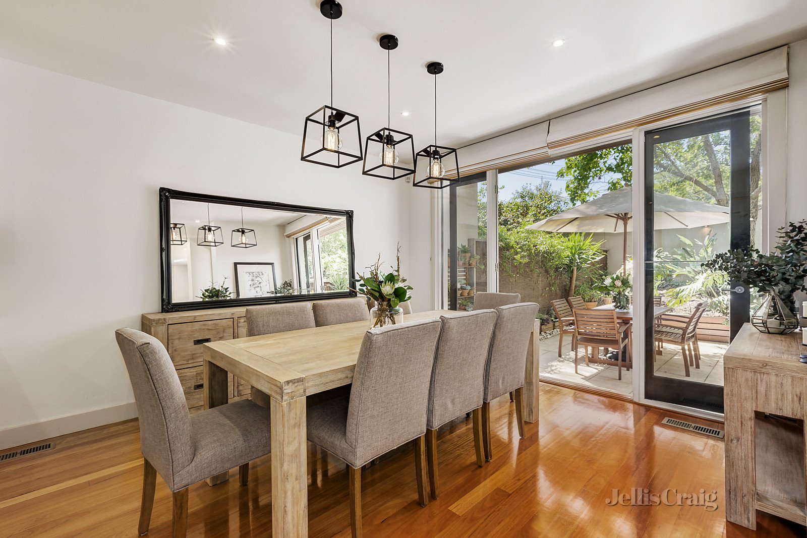 2/46 Riversdale Road, Hawthorn image 5