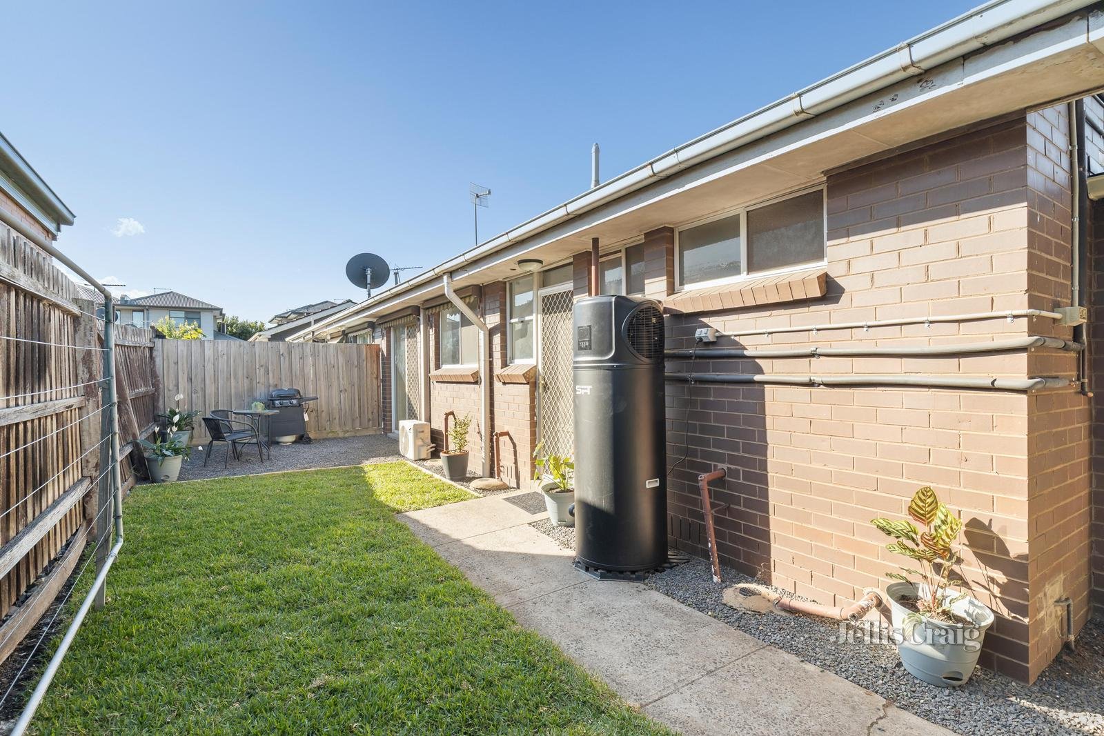 2/46 Warwick Road, Pascoe Vale image 9