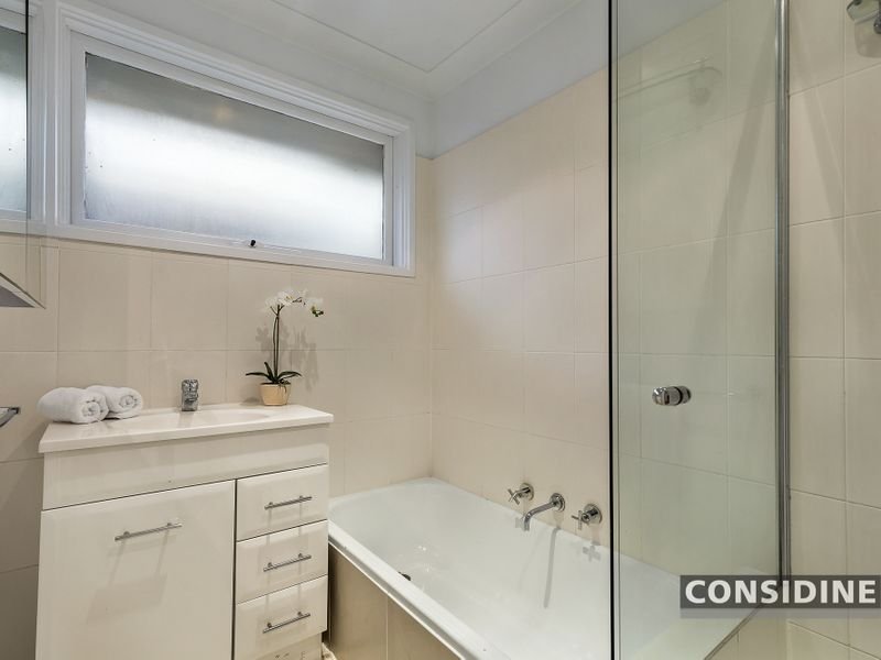 2/467 Pascoe Vale Road, Strathmore image 5