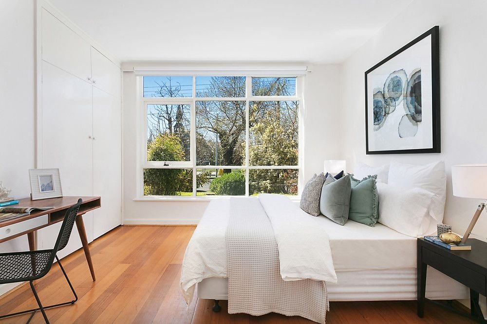 2/47 Brighton Road, St&nbsp;Kilda image 3