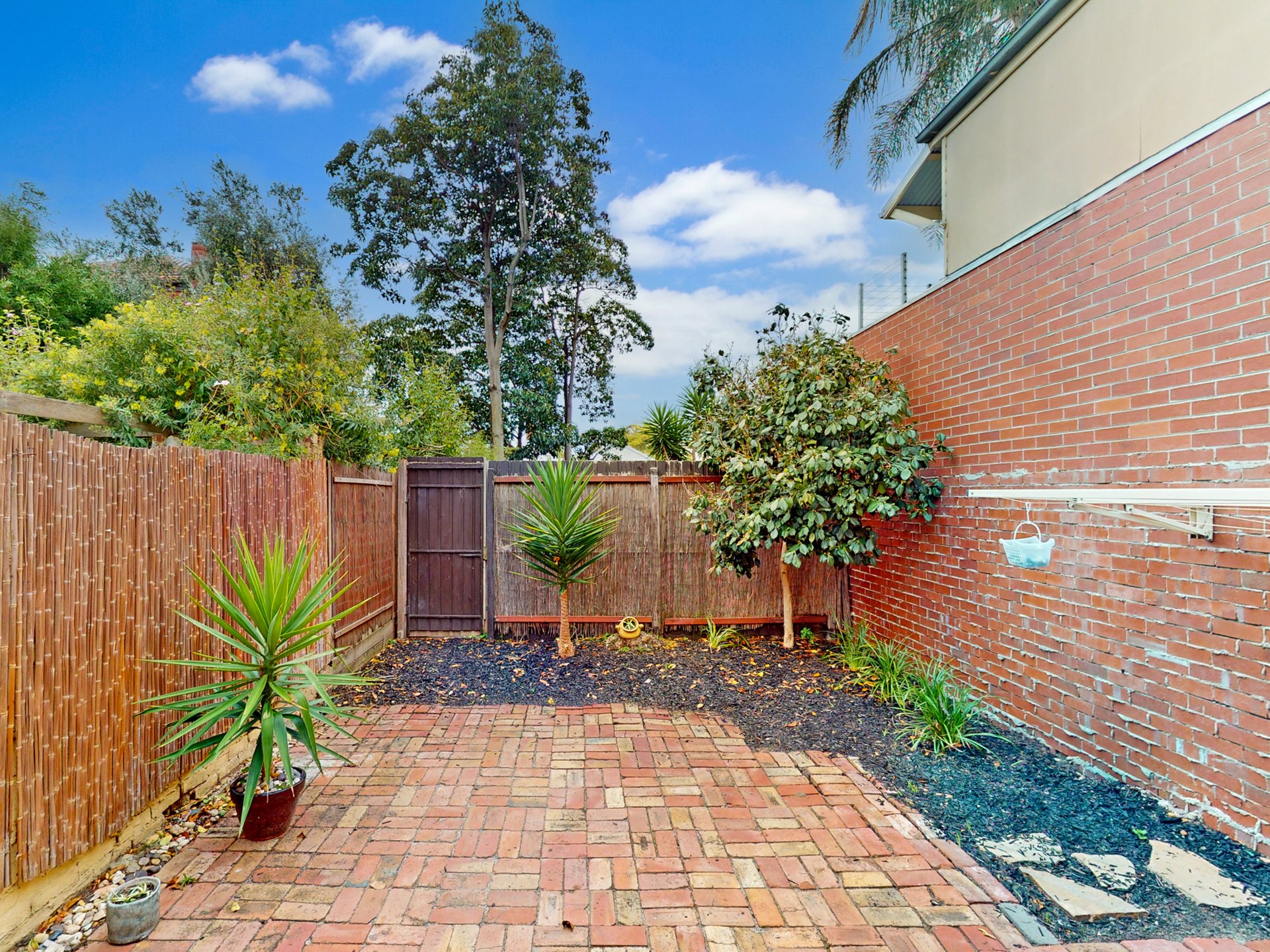 247 Danks Street, Albert Park image 9