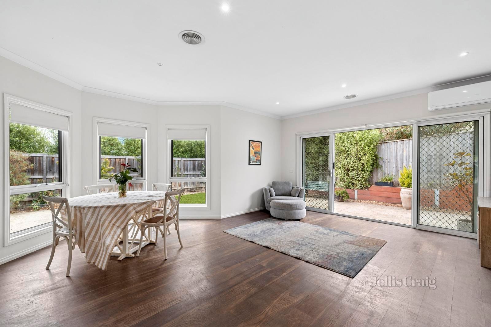 2/47 High Street, Woodend image 7
