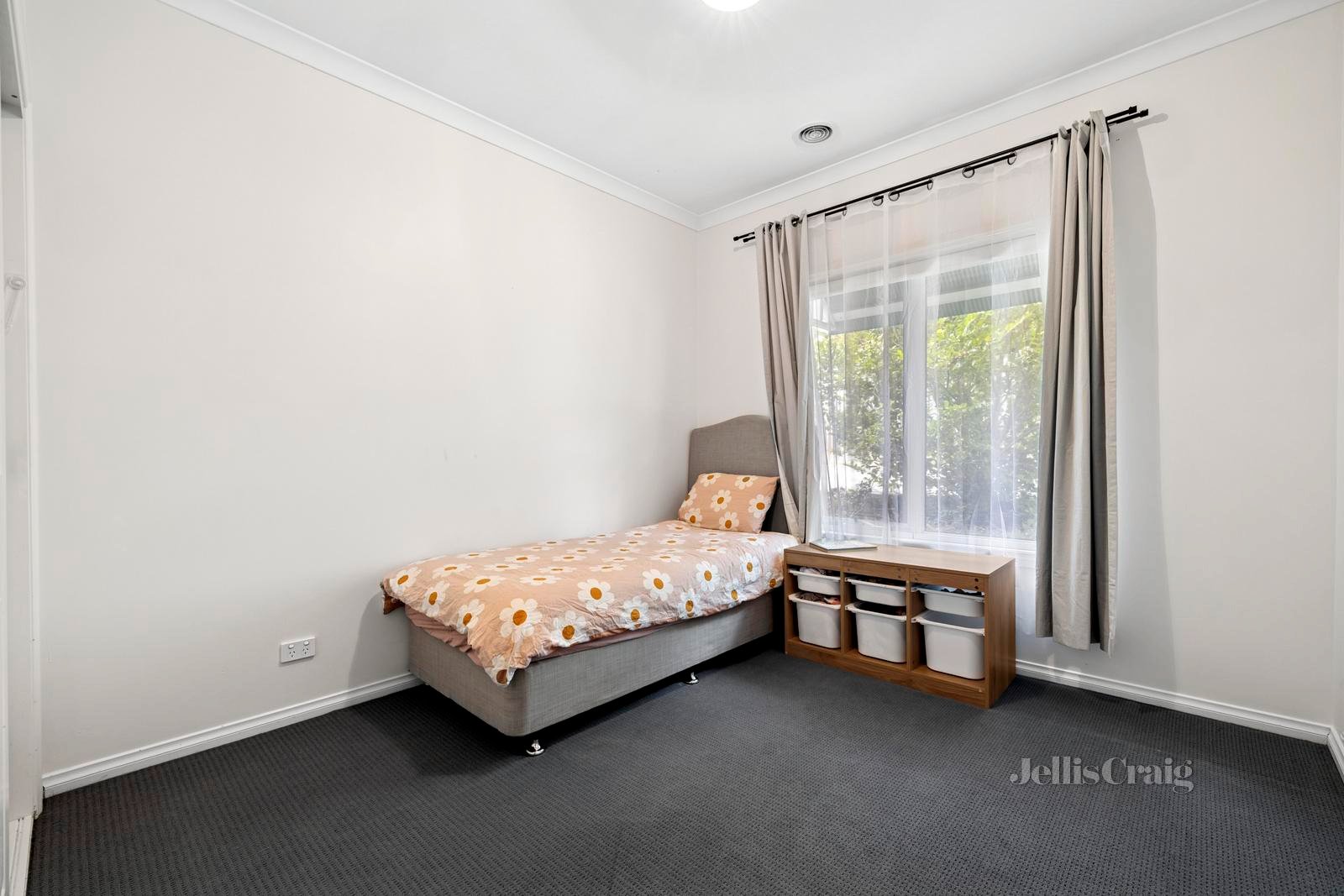 2/47 High Street, Woodend image 13
