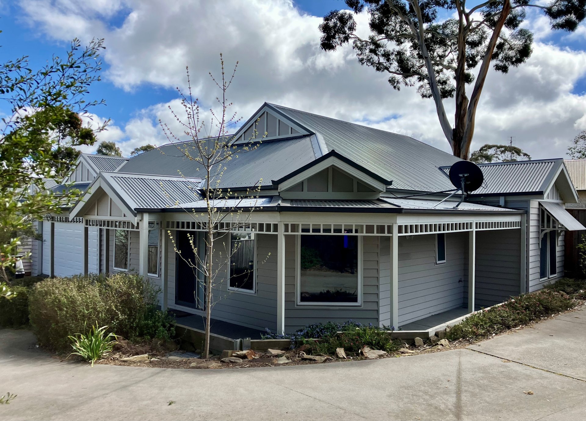 2/47 High Street, Woodend image 1