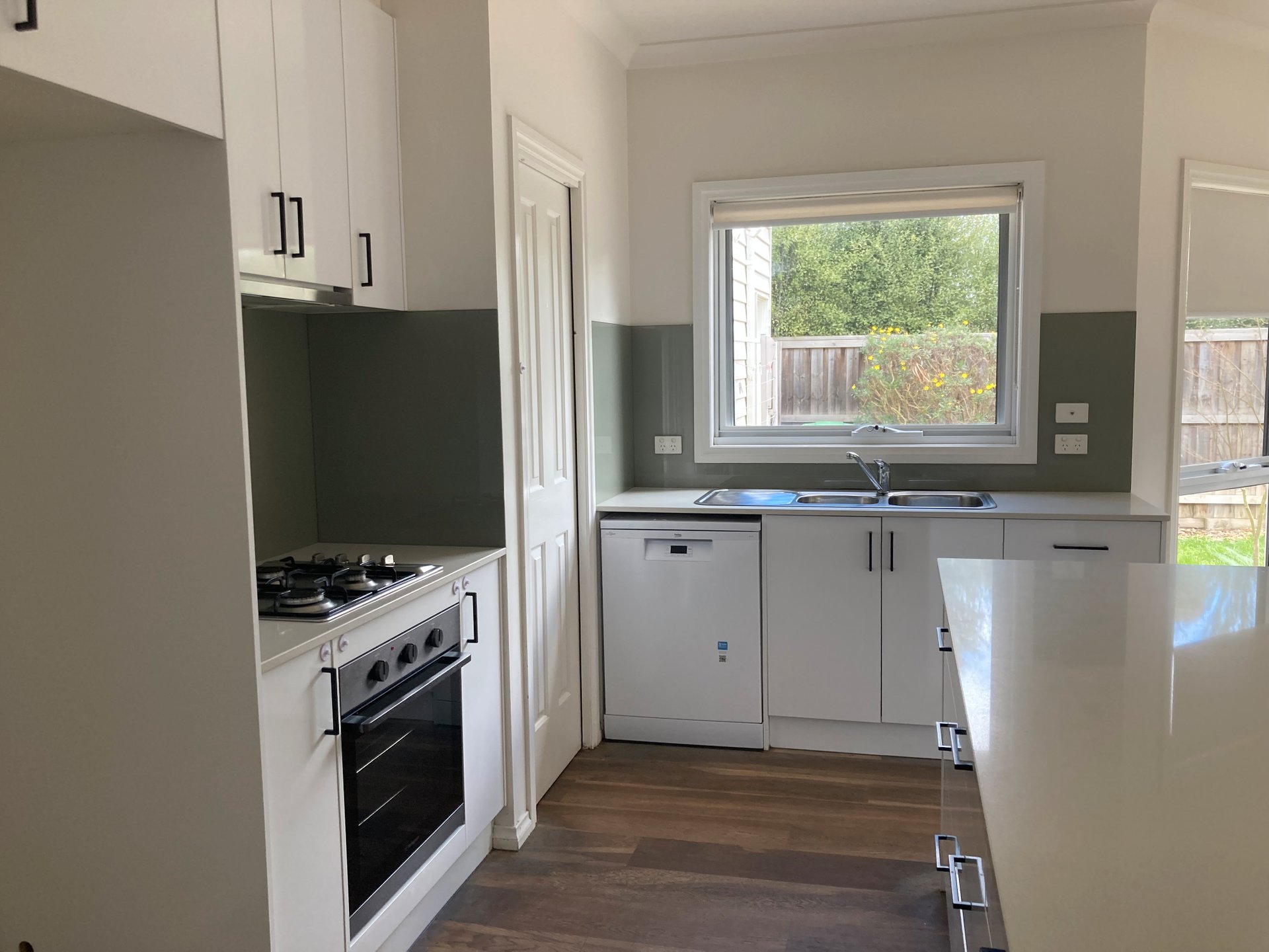 2/47 High Street, Woodend image 6