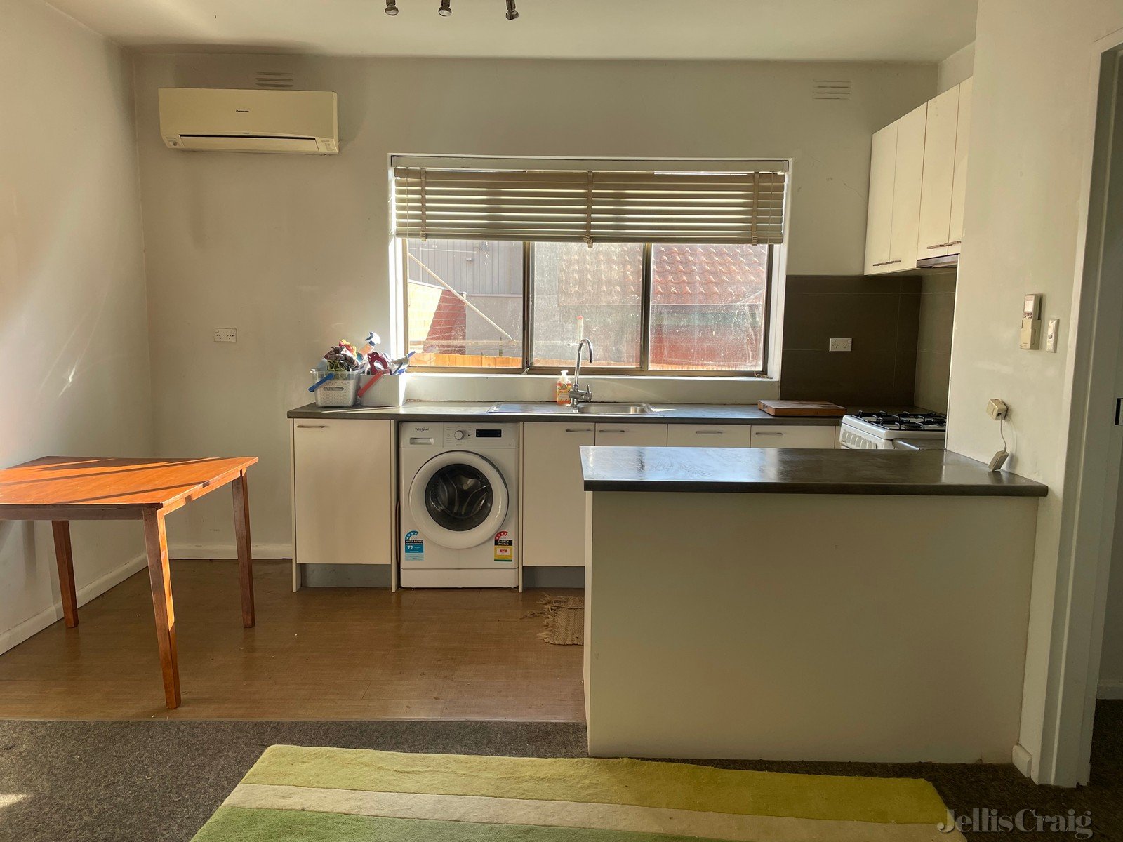 2/47 Murray Street, Brunswick West image 1
