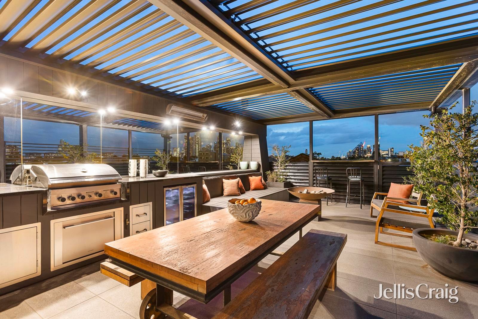 2/47 Ogrady Street, Albert Park image 12