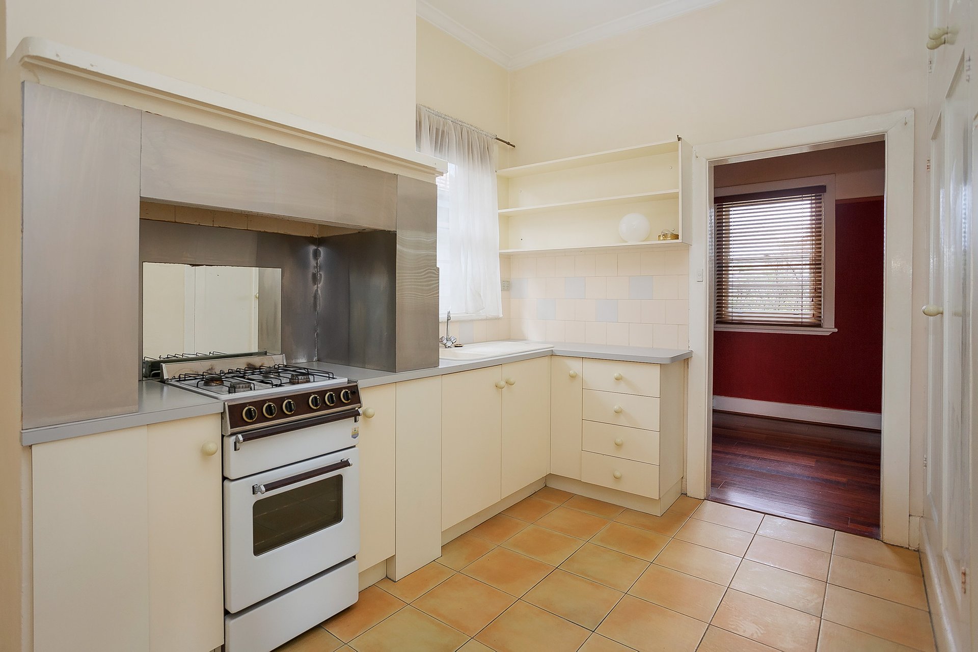 Property Gallery Thumbnail 7