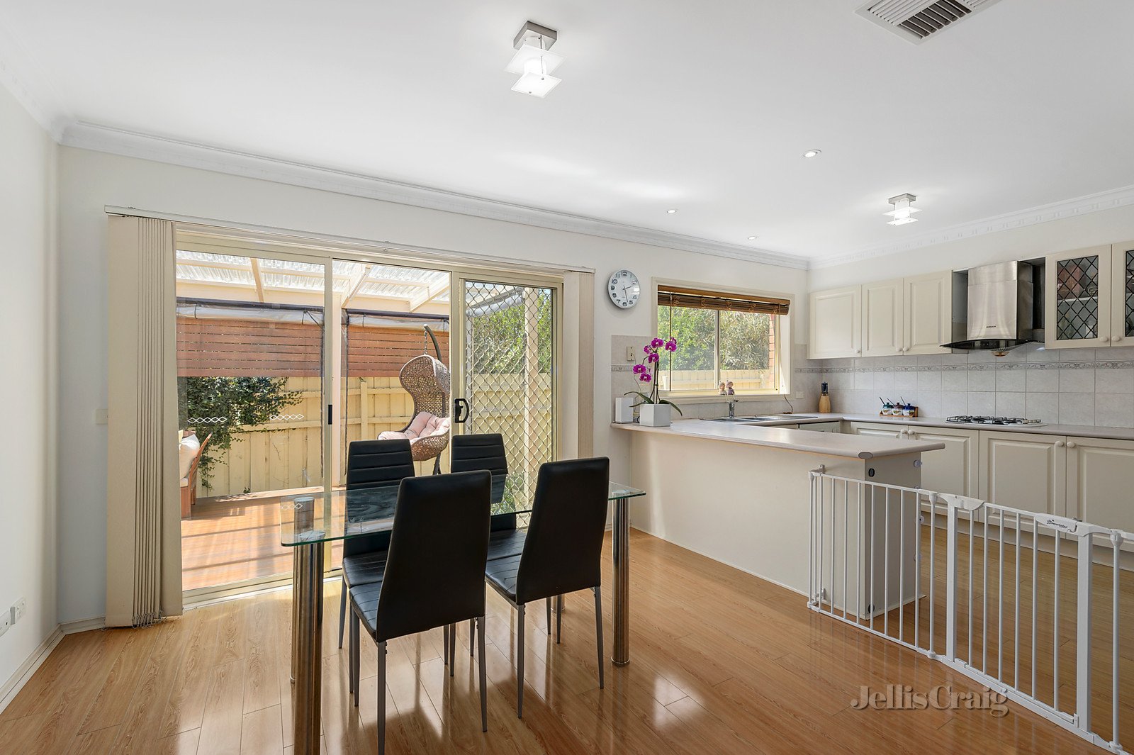 2/47 Shearer Drive, Rowville image 4