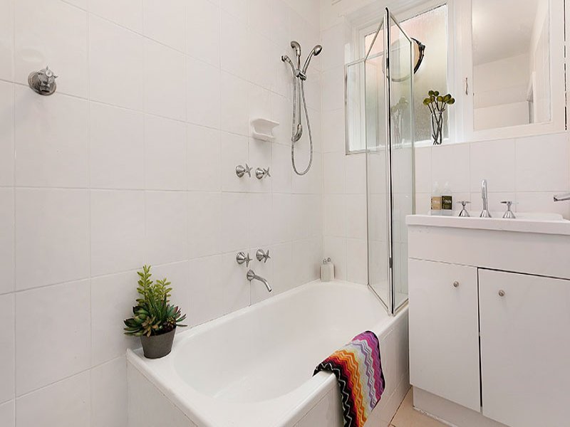 2/47 Spray Street, Elwood image 5