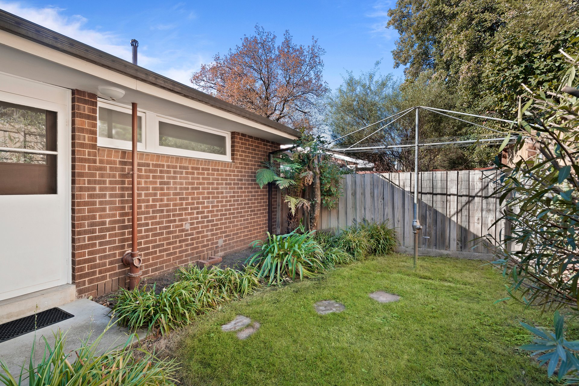 2/47 Wattle Valley Road, Canterbury image 10