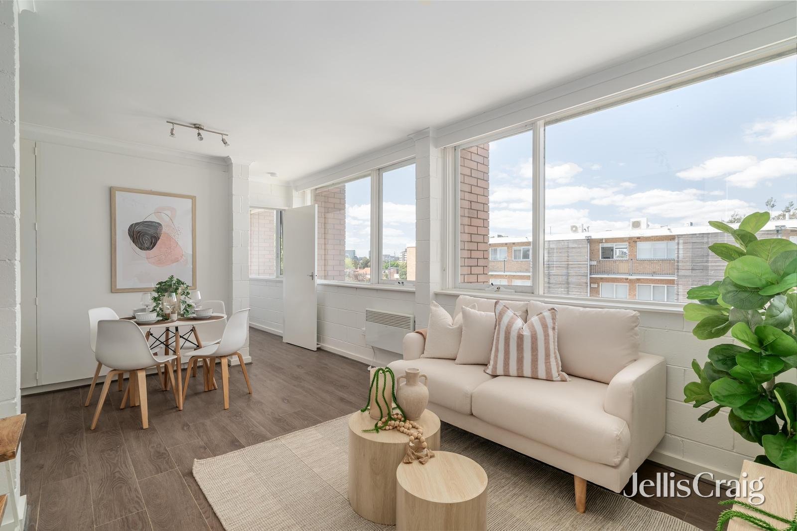 24/72 Patterson Street, Middle Park image 2