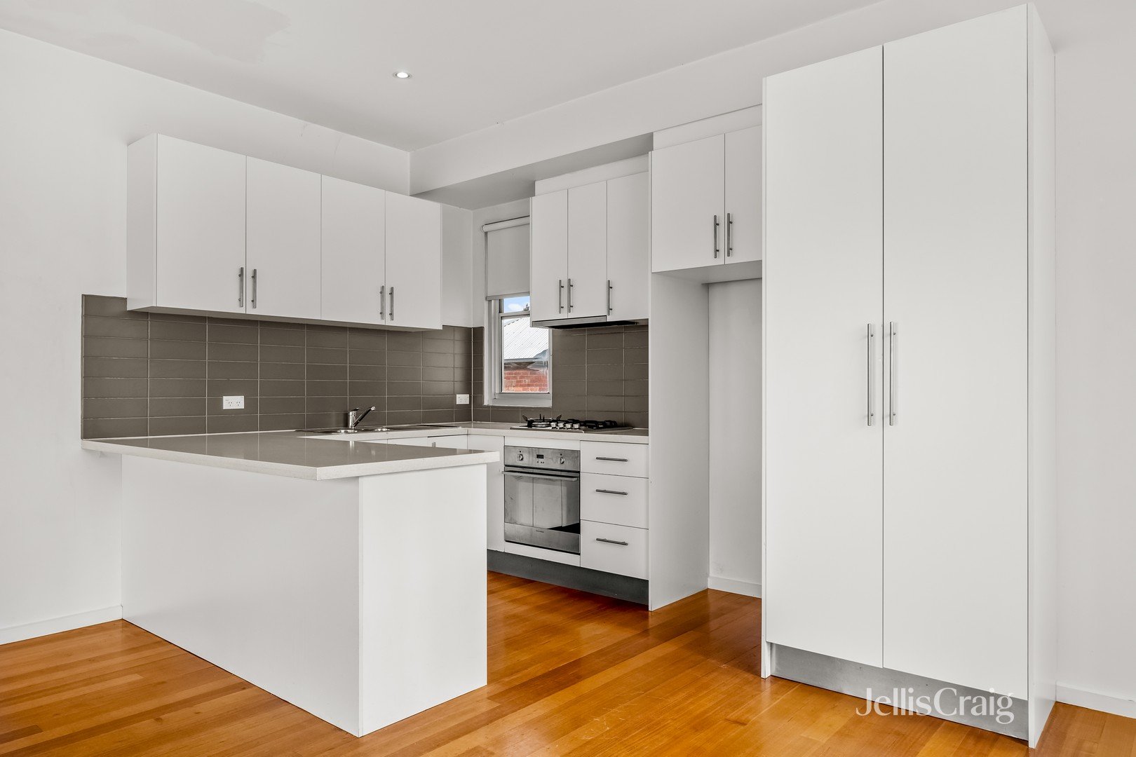 2/478 Sydney Road, Brunswick image 3