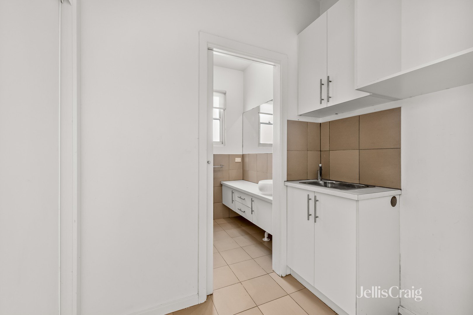 2/478 Sydney Road, Brunswick image 9