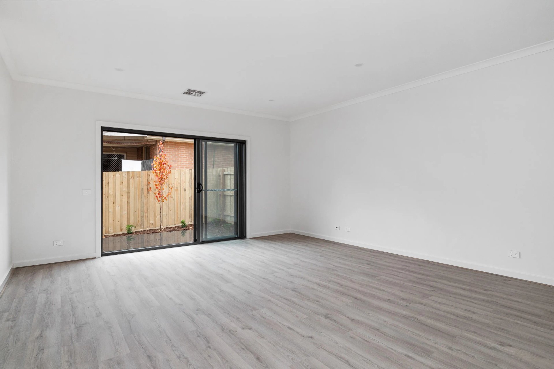 2/48 Cambridge Road, Kilsyth image 3