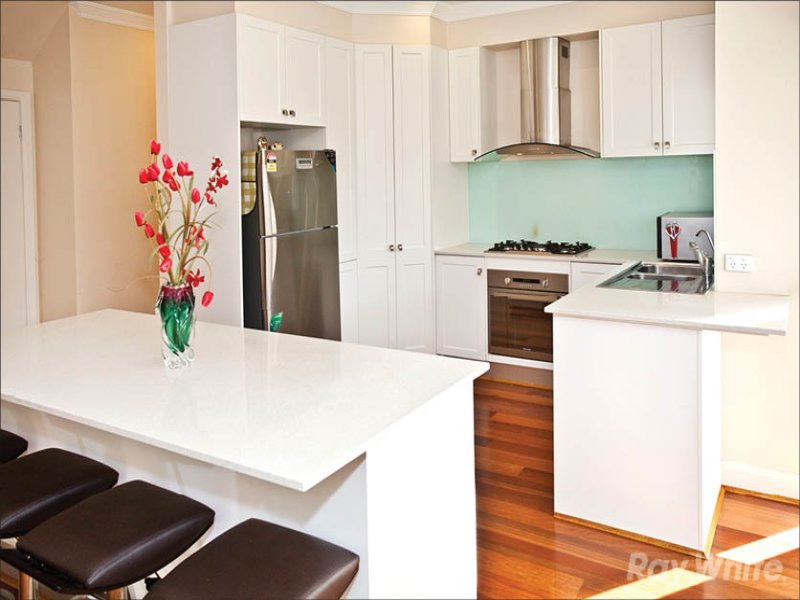 2/48 Delmore Crescent, Glen Waverley image 3