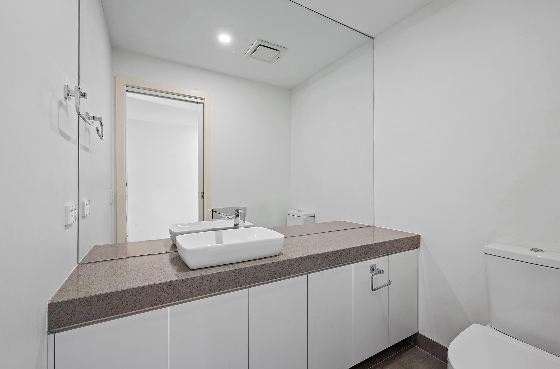 2/48 Diane Crescent, Croydon image 11