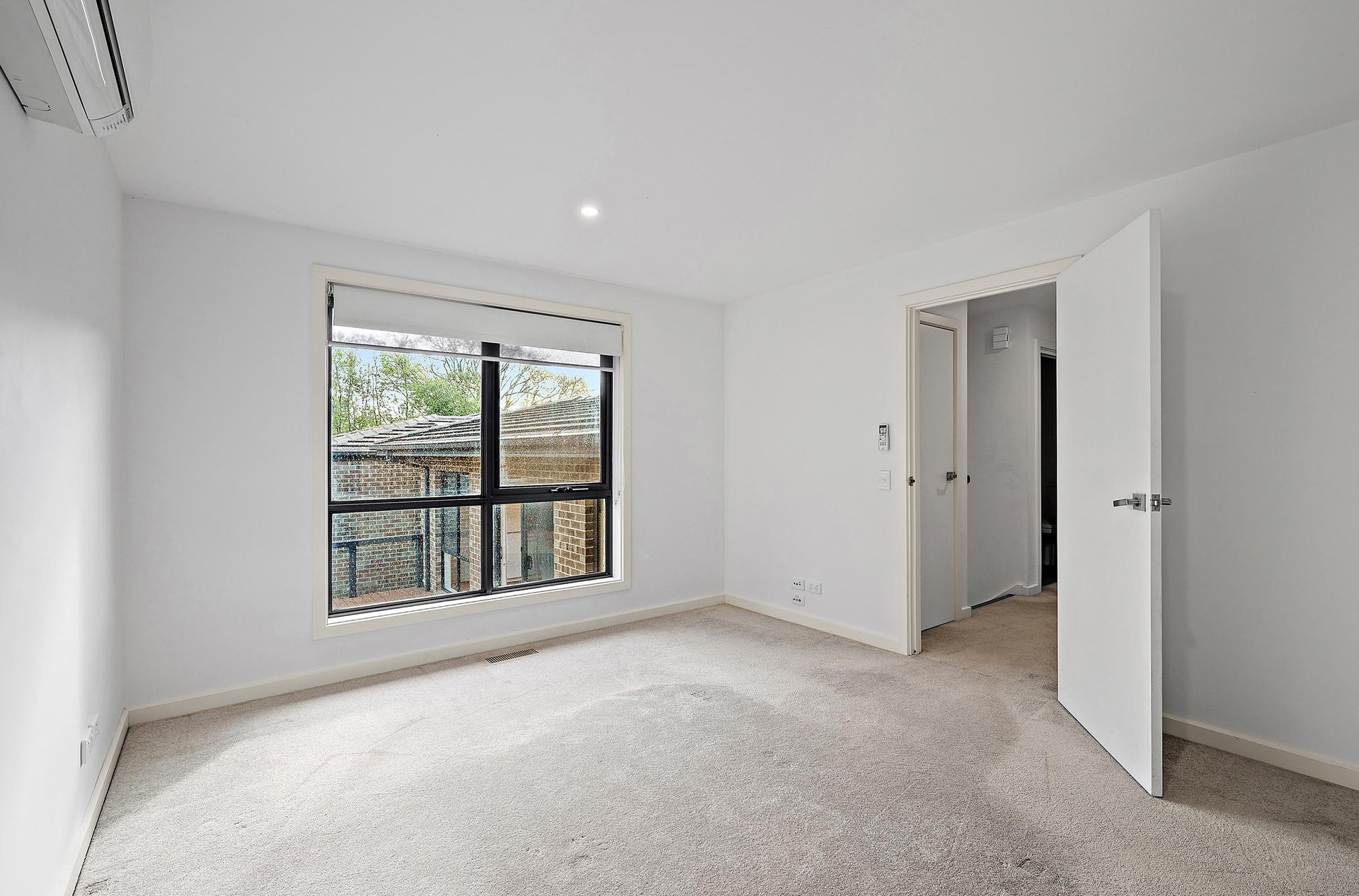 2/48 Diane Crescent, Croydon image 9