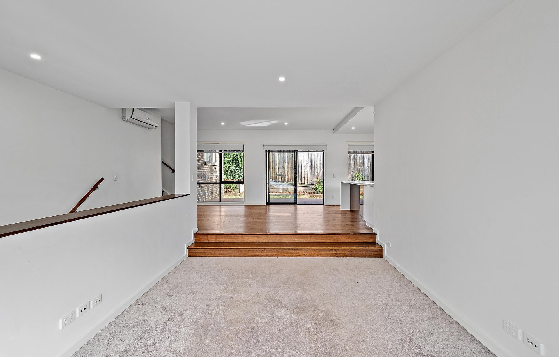 2/48 Diane Crescent, Croydon image 5