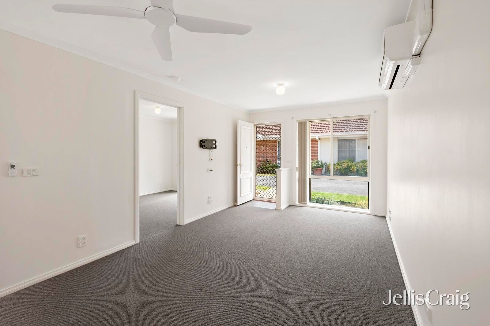 2/48 Liverpool Road, Kilsyth image 2