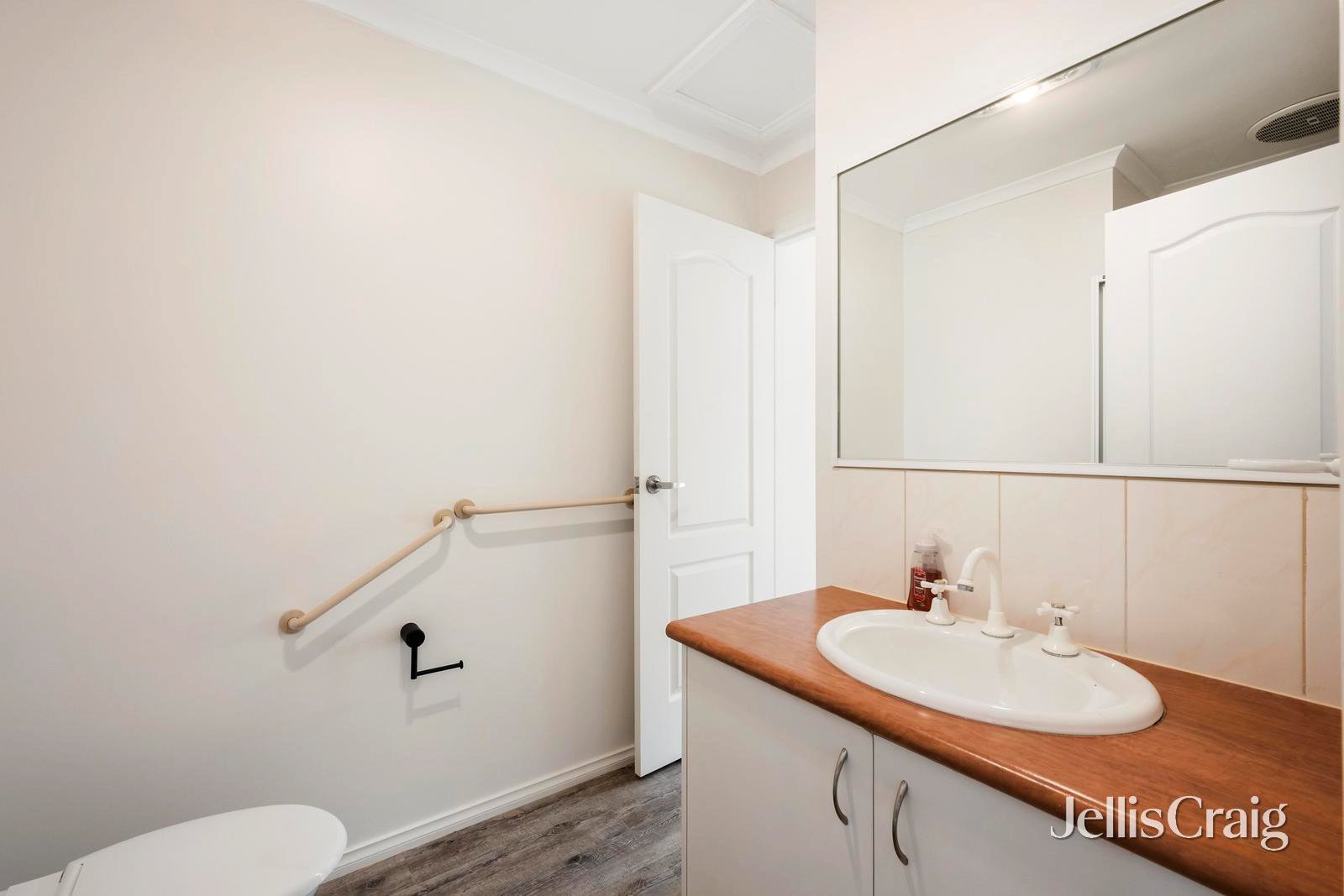 2/48 Liverpool Road, Kilsyth image 9