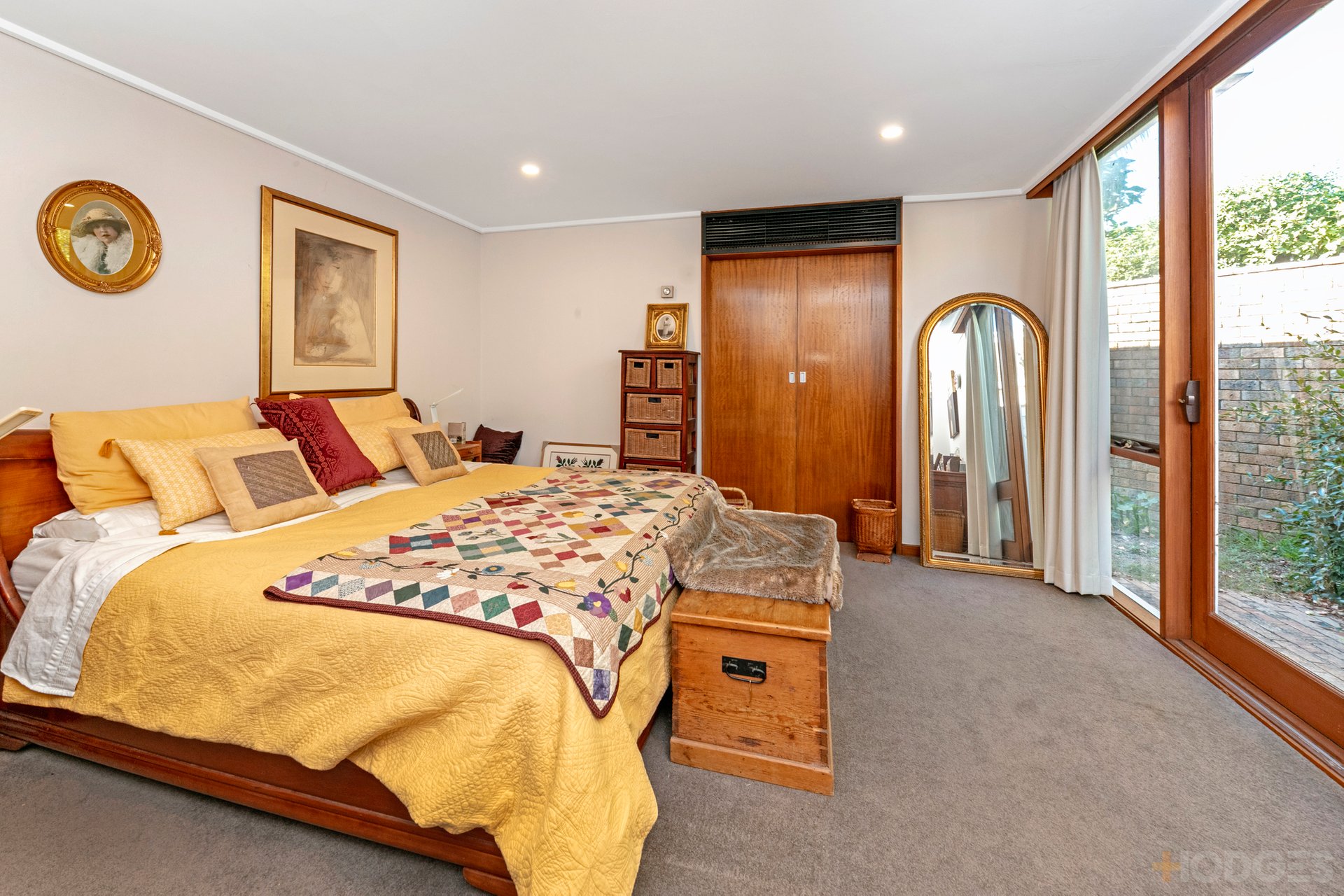 2 / 48 Sussex Street Brighton