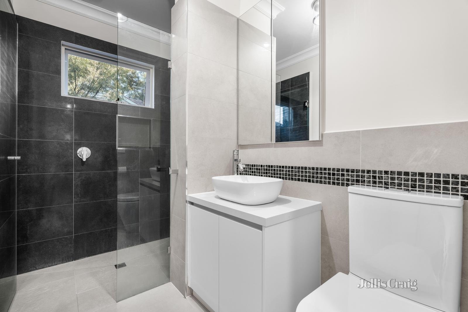 2/48 Warburton Road, Canterbury image 10