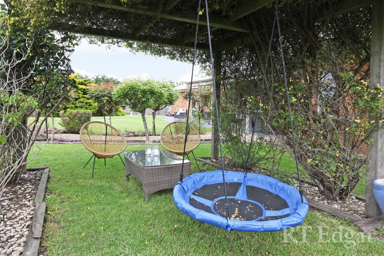 Property Gallery Thumbnail 13