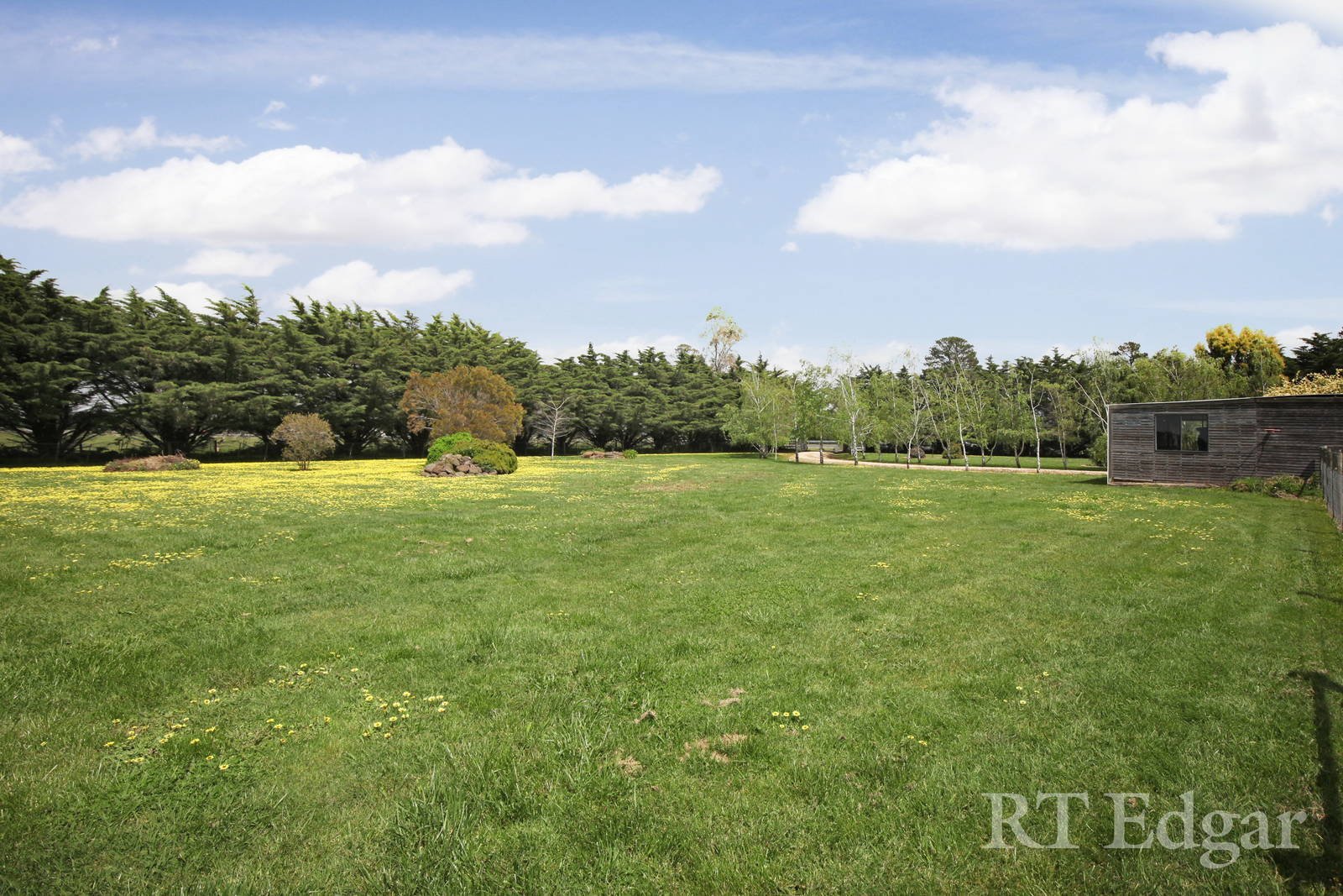 Property Gallery Thumbnail 15
